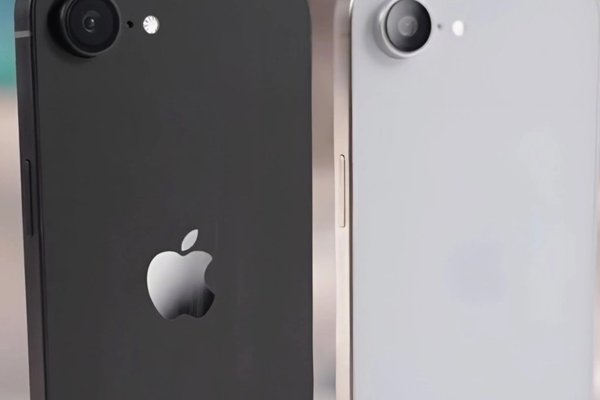 Spigen Unintentionally Reveals iPhone SE 4 Renders in Latest Leak 